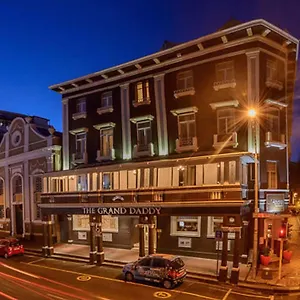 grand-daddy.hotels-capetown.com/