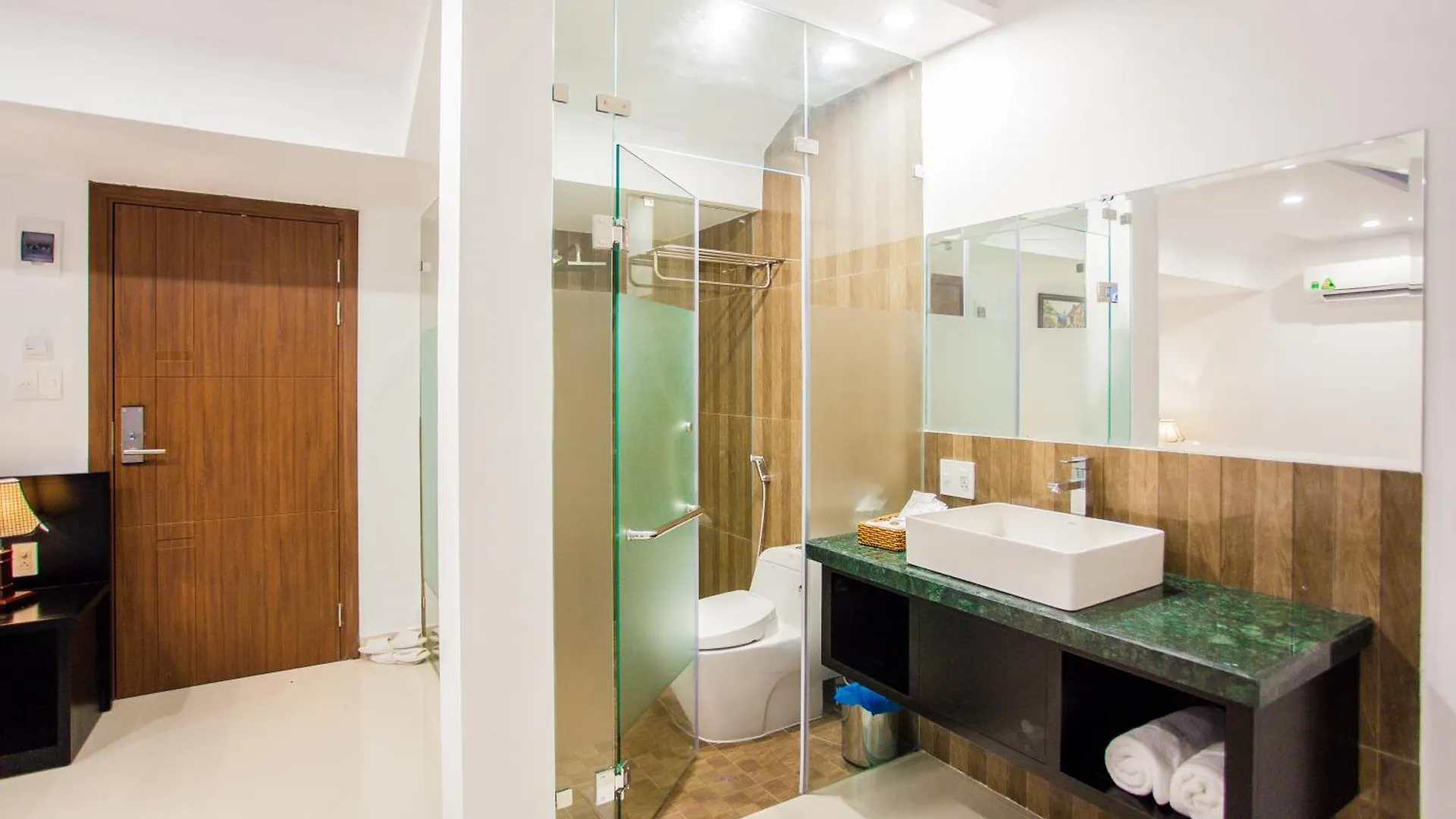 Riverside White House Boutique Hotel Hoi An Vietnam