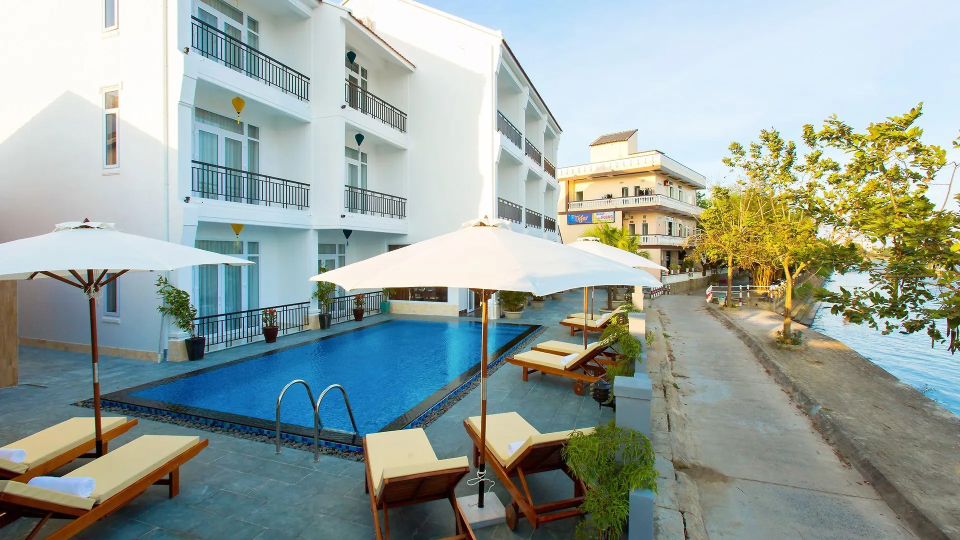 Riverside White House Hotel Hoi An