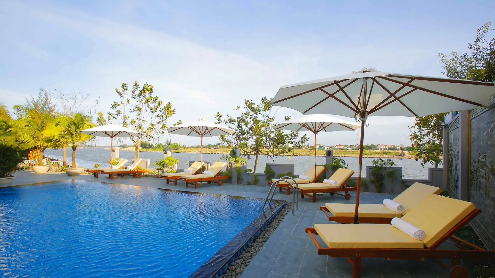 ***  Riverside White House Hotel Hoi An Vietnam